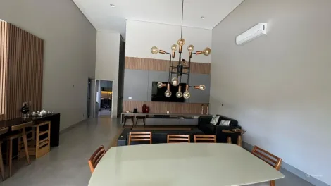 Uberlandia Laranjeiras casa Locacao R$ 12.000,00 Condominio R$850,00 3 Dormitorios 3 Vagas 